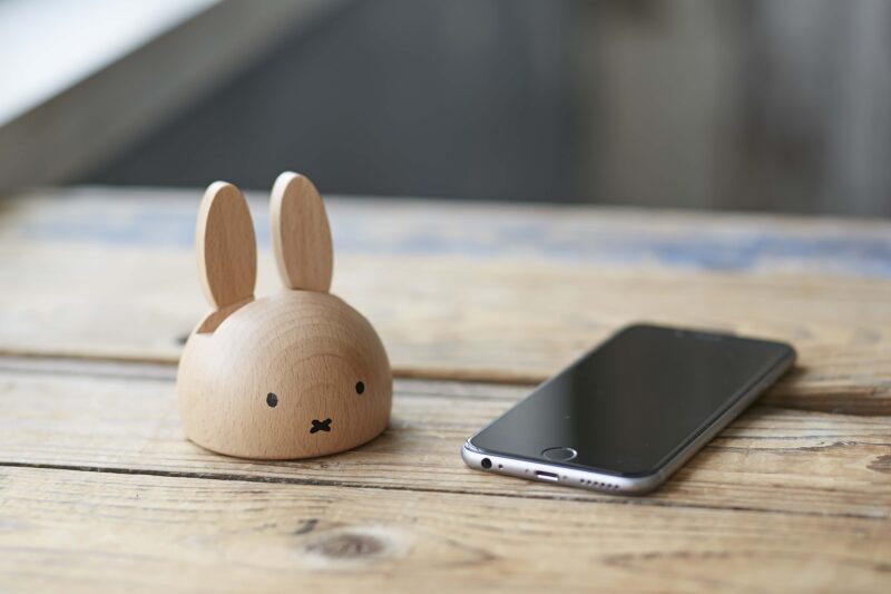 miffy smartphone stand_image1
